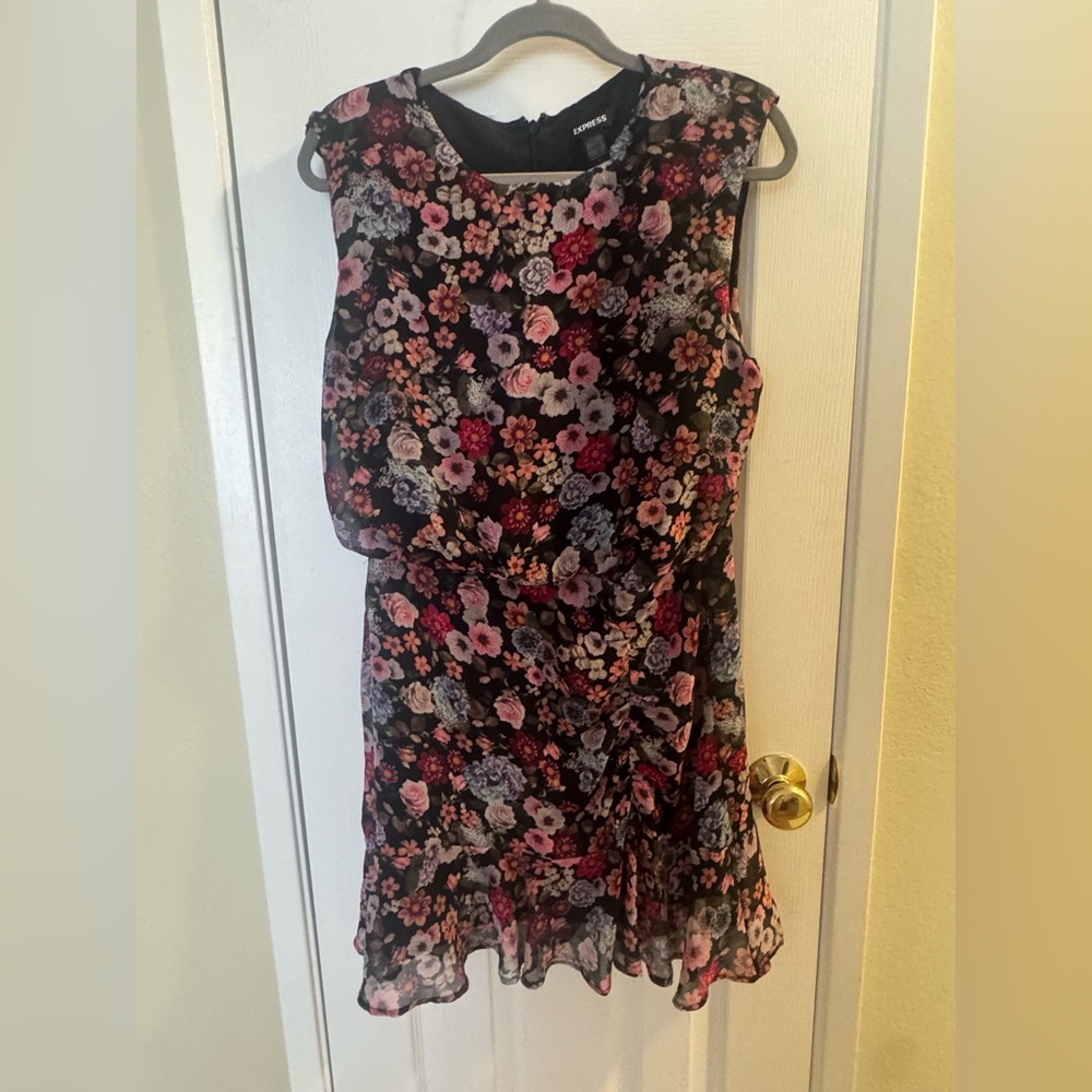 Express Floral Sleeveless Dress